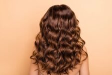 What Is Low Porosity Hair? Signs, Care, and a More Intentional Routine